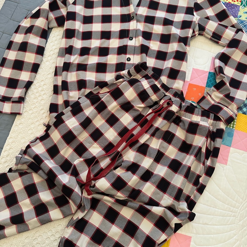 Soma WOMEN’S pajama set